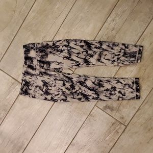 Lululemon capri leggings
